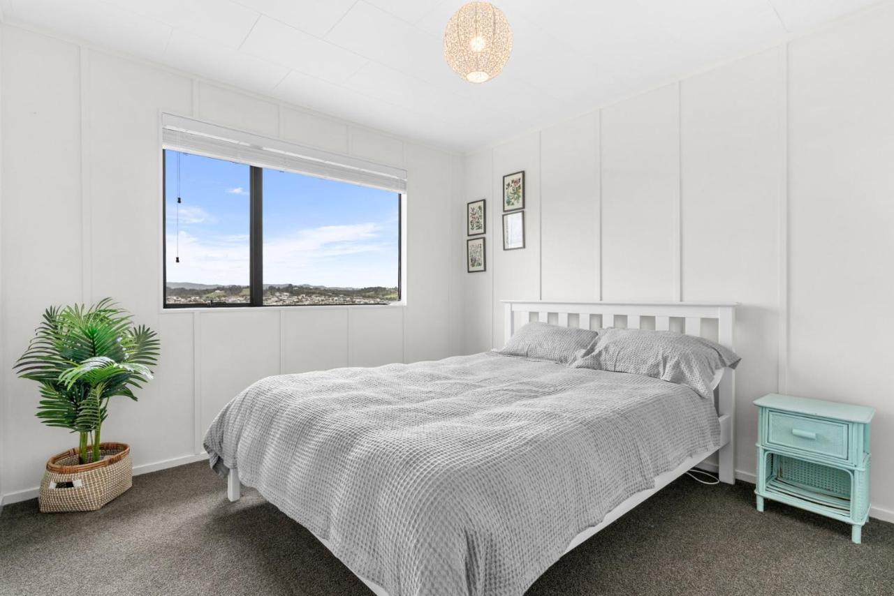 Sunrise Point - Snells Beach Holiday Home Eksteriør bilde